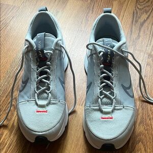 Nike Air Max Light Blue women’s size 9